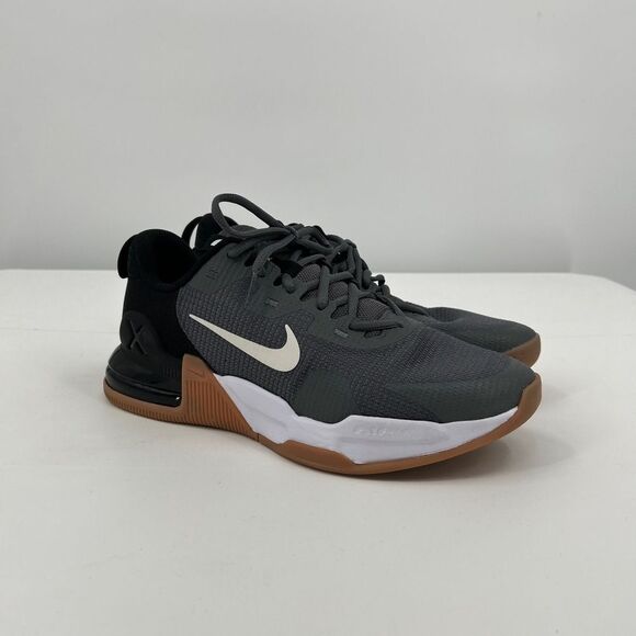 NWT Nike DM0829-008 Black Mesh Low Top Sneakers White Swoosh Gum Sole - Picture 3 of 7